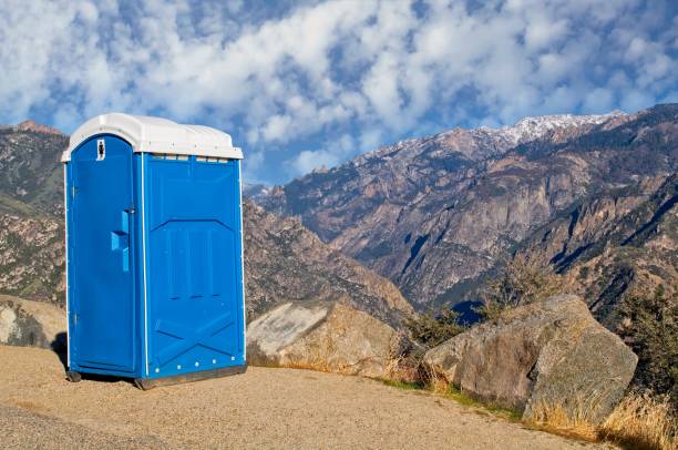 Portable Toilet Options We Offer in Armona, CA